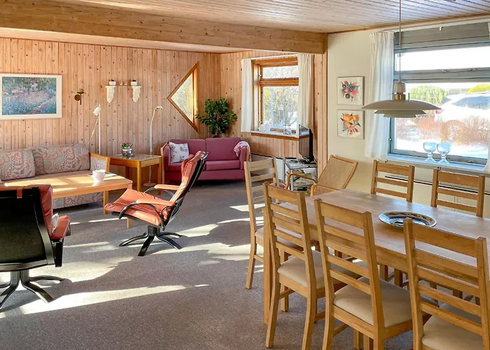 Feriehus Awesome In With Wifi